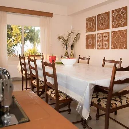 Mouttali * Paphos