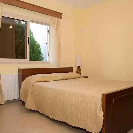 Mouttali * Paphos
