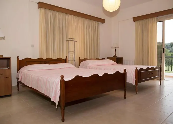 Mouttali Nyaraló Paphos